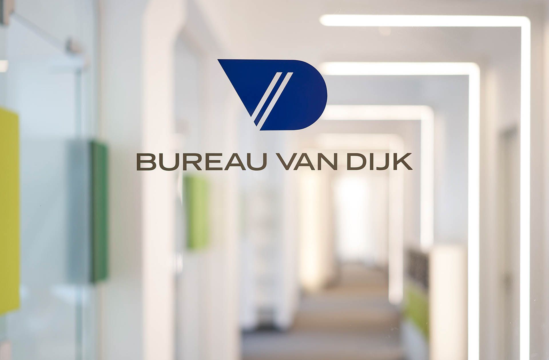 Projekte WORK Bureau van Dijk MOHO1
